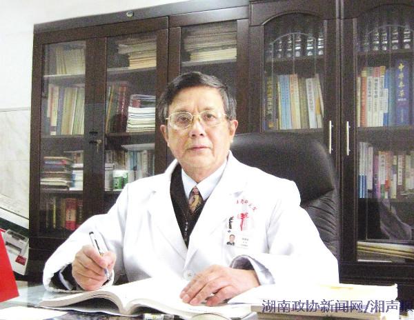 杏林耕耘 一生坚守 ——记国家级名老中医张崇泉教授