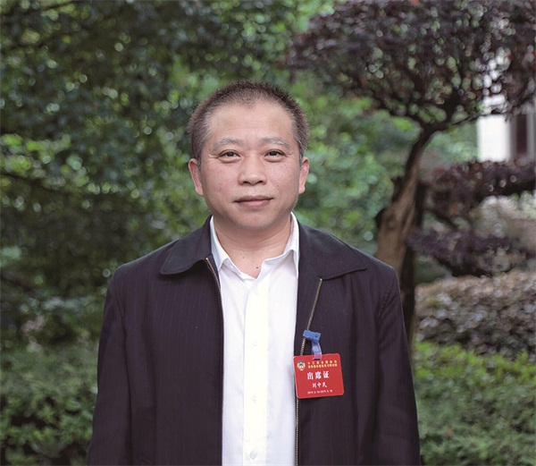 劉中民院士.jpg