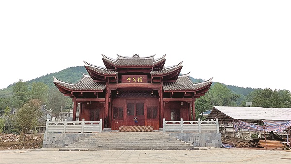 湘西州政协精准帮扶土家文化之乡靛房镇脱贫攻坚从倒数第二到闯进前十