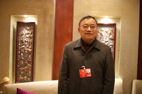 蒋新雄为农业农村基础设施建设和乡村工作发声